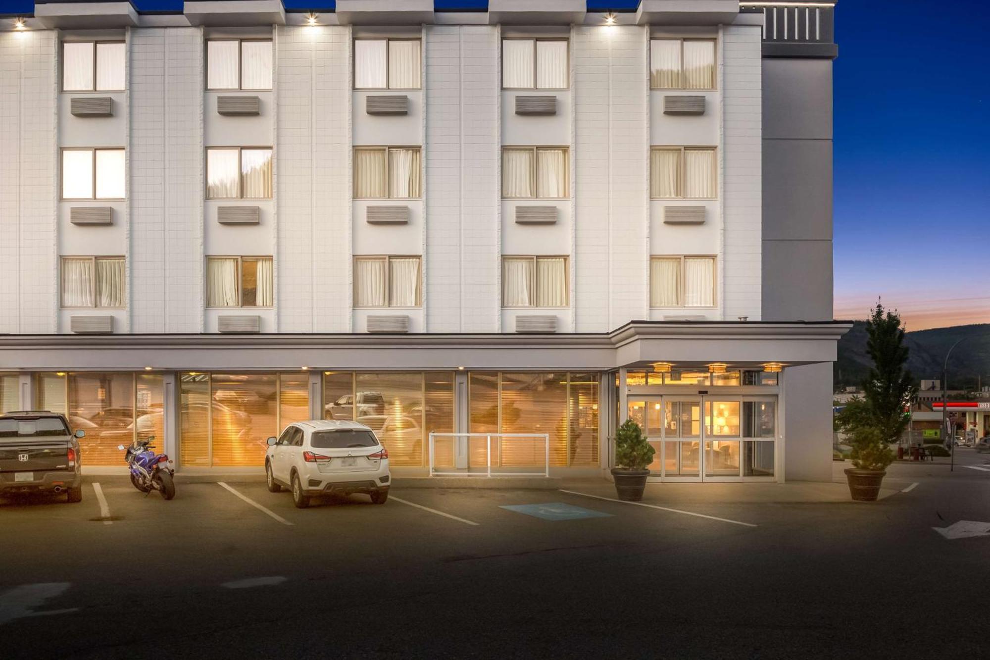 Best Western Plus Columbia River Hotel Trail Buitenkant foto