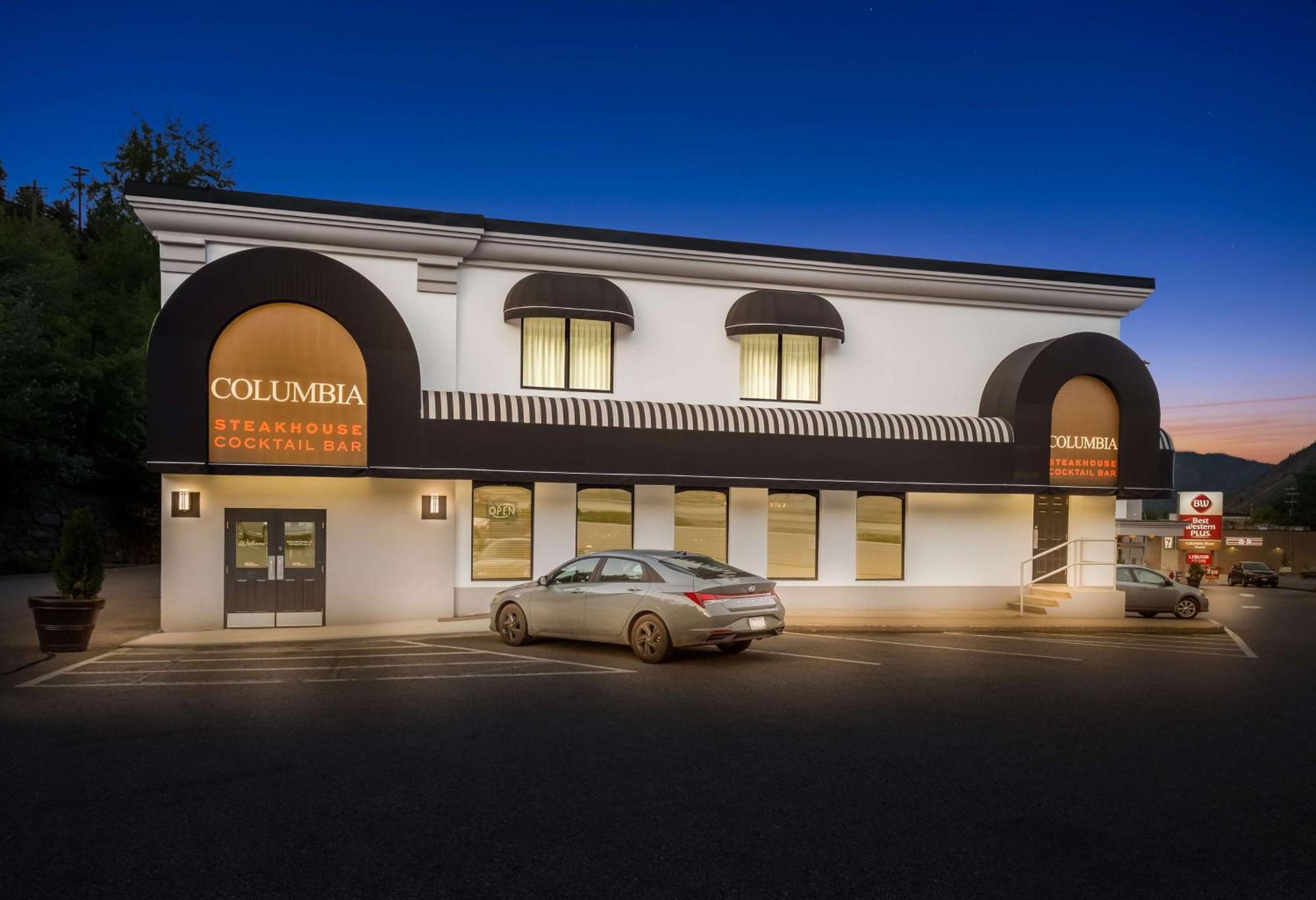 Best Western Plus Columbia River Hotel Trail Buitenkant foto