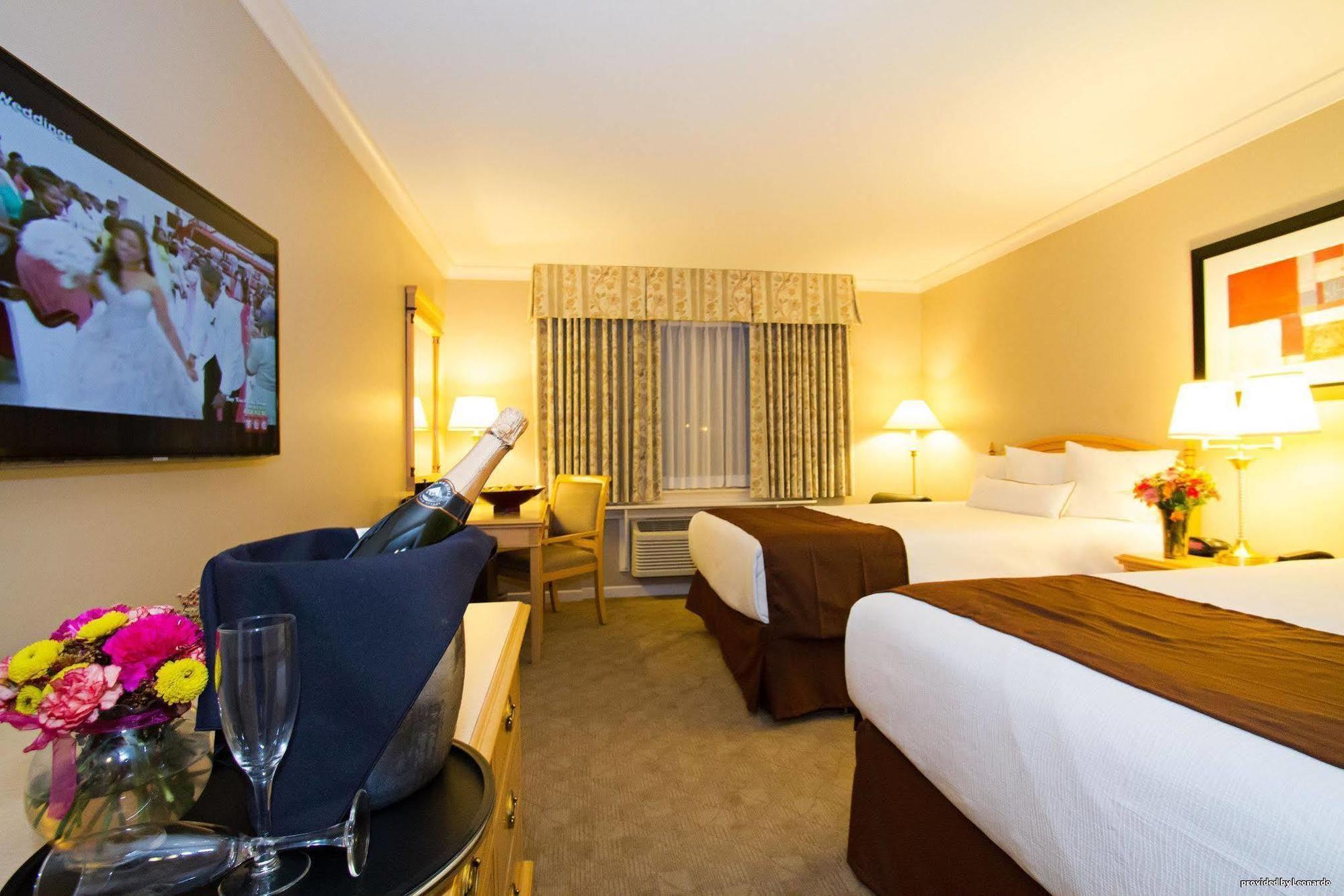 Best Western Plus Columbia River Hotel Trail Buitenkant foto
